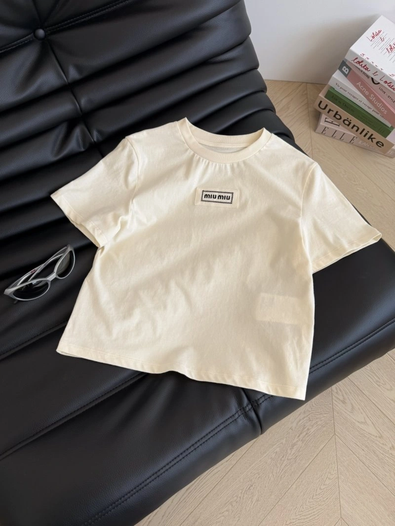 RelaxedFit Unclassified Brand T-Shirts 153438