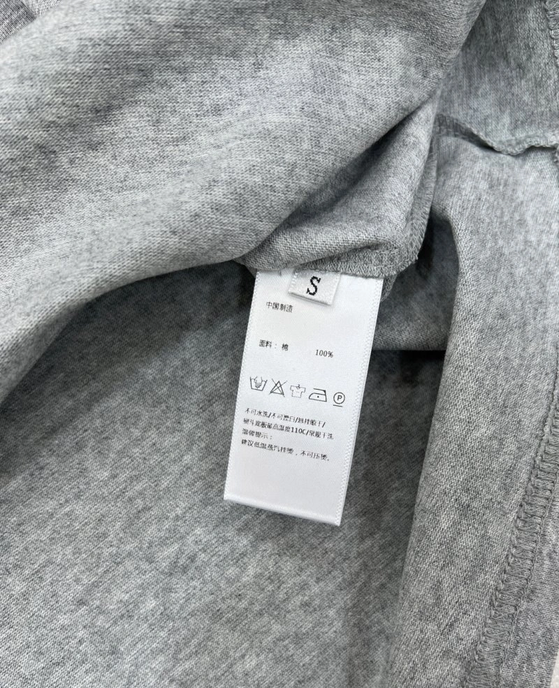 DailyWear Unclassified Brand T-Shirts 153433