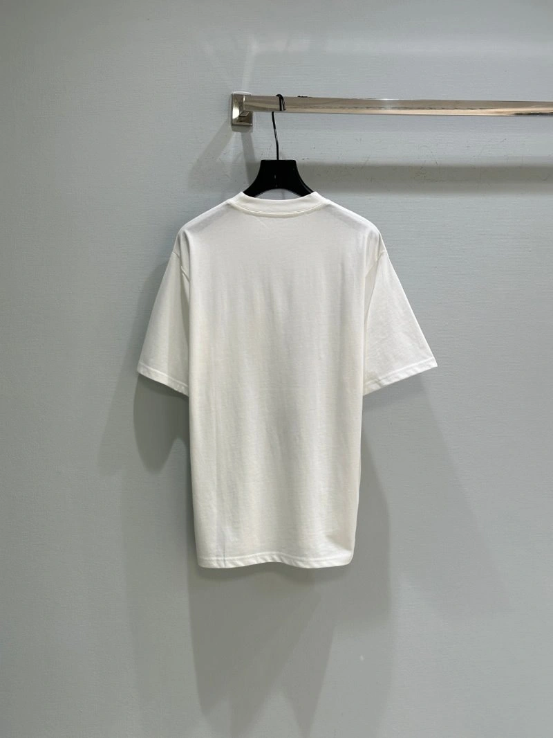 Bold Unclassified Brand T-Shirts 153432