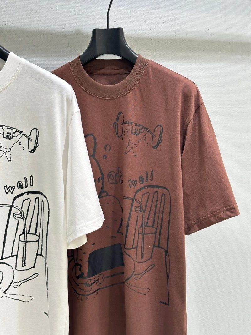 Chic Unclassified Brand T-Shirts 153429