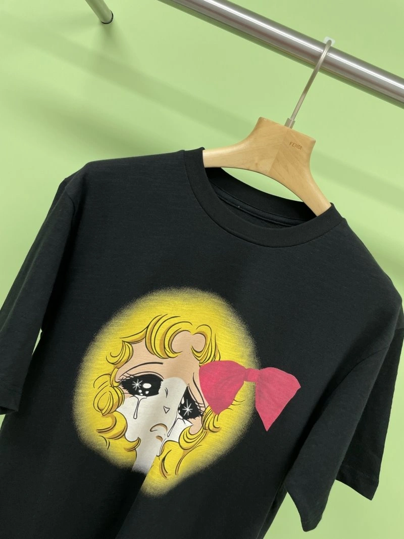 UrbanStyle Unclassified Brand T-Shirts 153425
