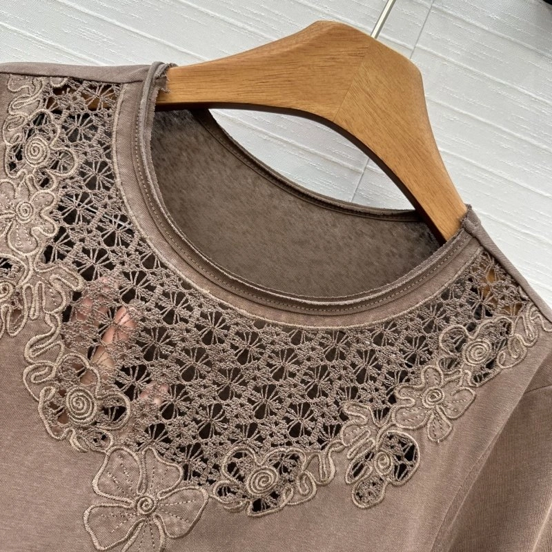 Contemporary Unclassified Brand T-Shirts 153424