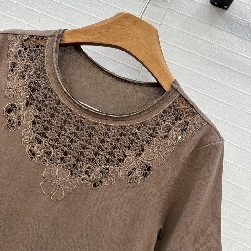 Contemporary Unclassified Brand T-Shirts 153424