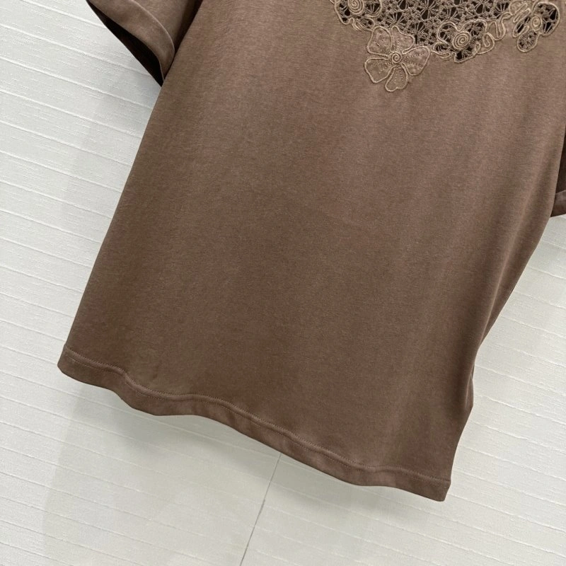 Contemporary Unclassified Brand T-Shirts 153424