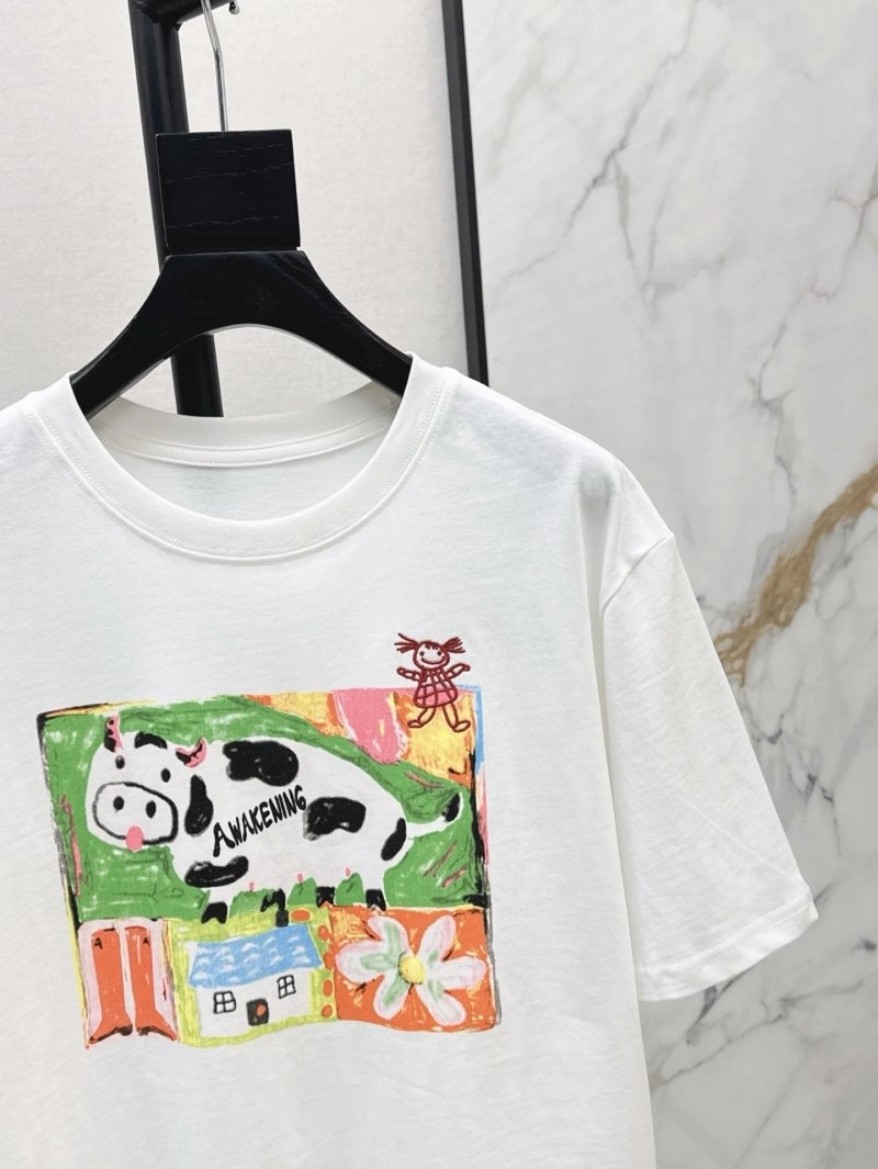 Functional Unclassified Brand T-Shirts 153419