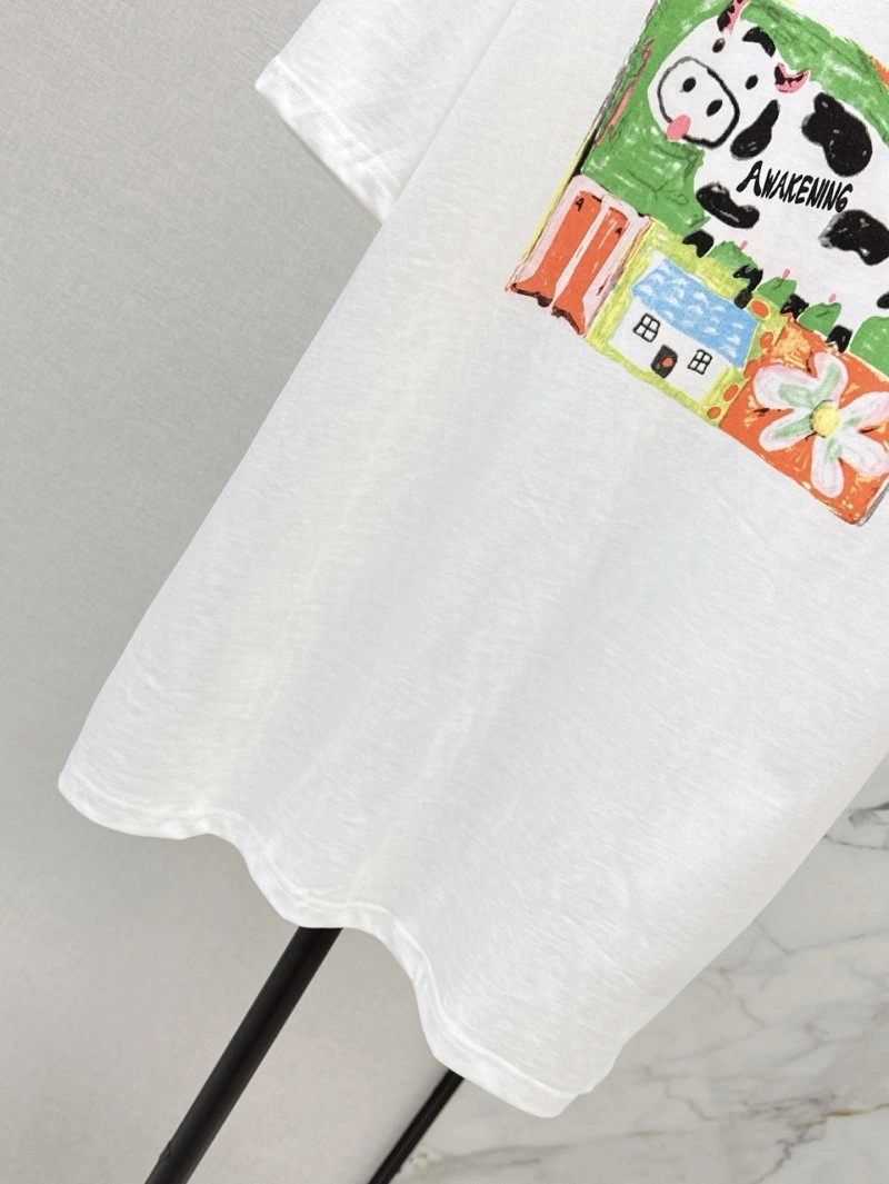 Functional Unclassified Brand T-Shirts 153419