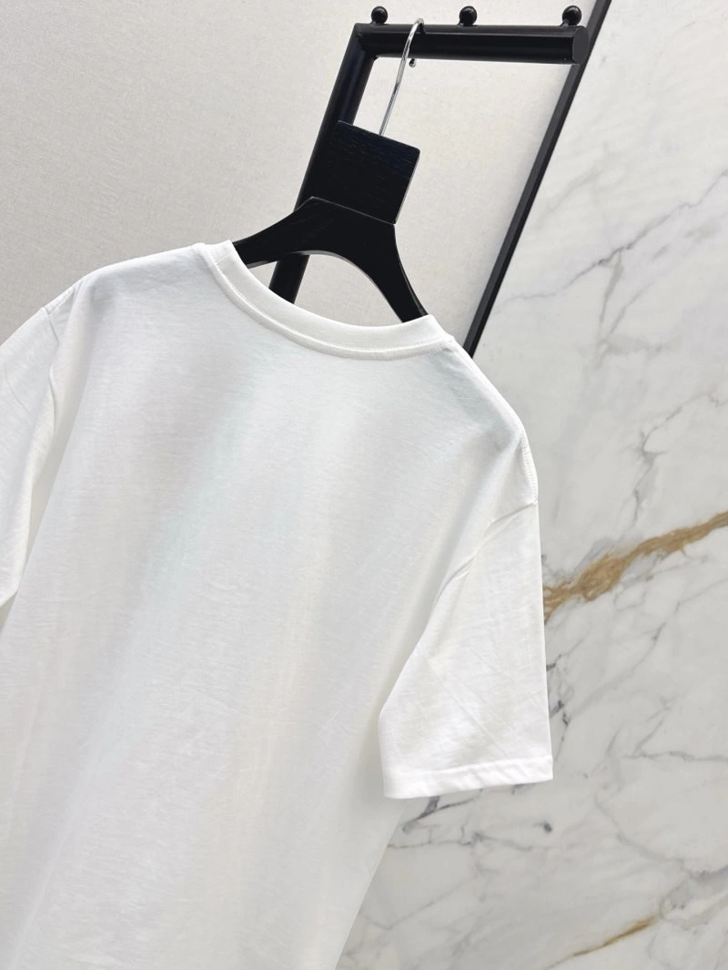 Functional Unclassified Brand T-Shirts 153419