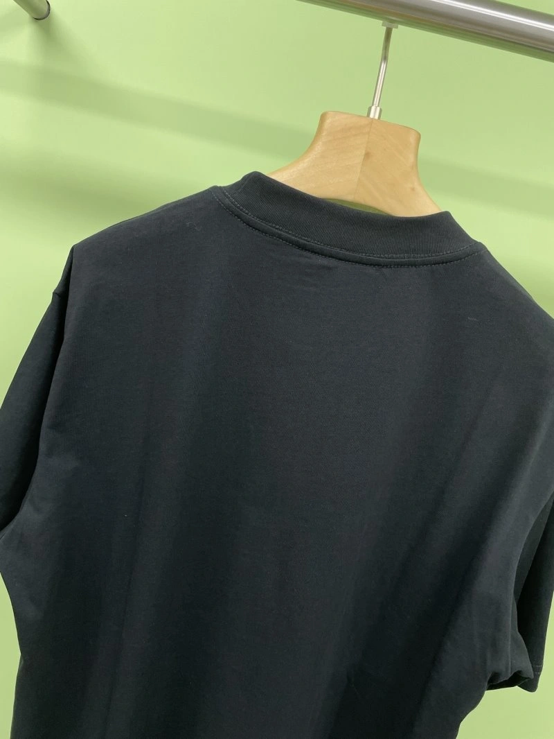 Classic Unclassified Brand T-Shirts 153404