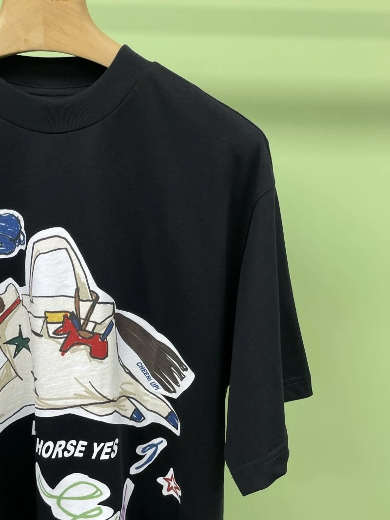 Classic Unclassified Brand T-Shirts 153404