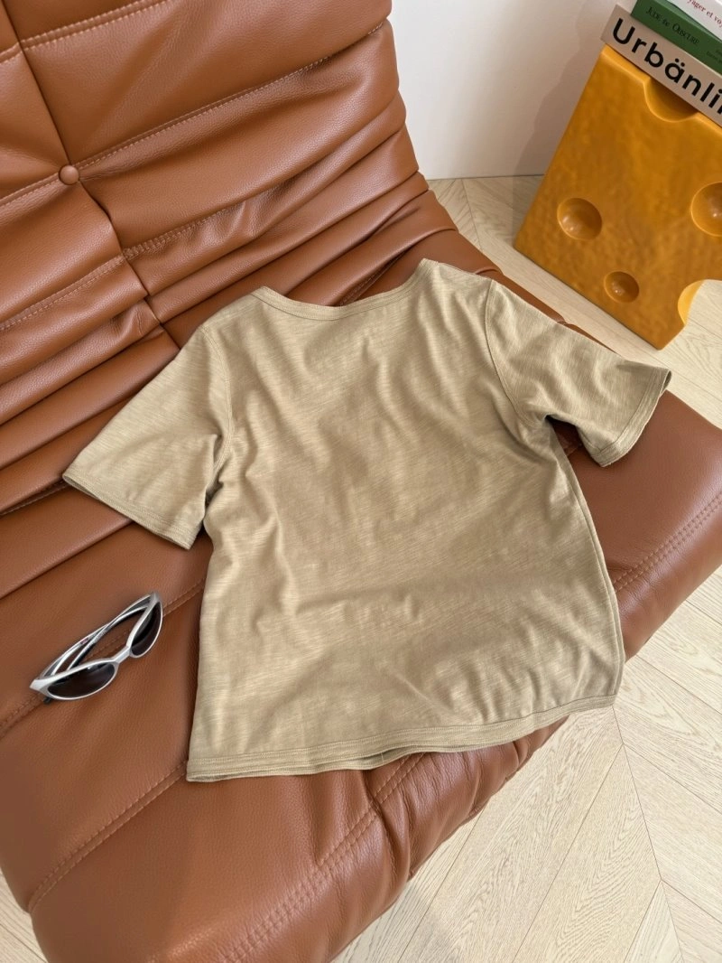 WellDesigned Unclassified Brand T-Shirts 153410