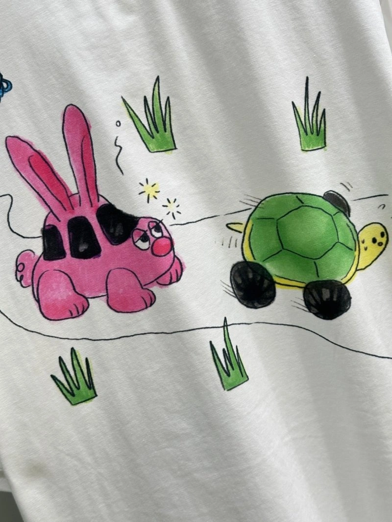 Bright Unclassified Brand T-Shirts 153423