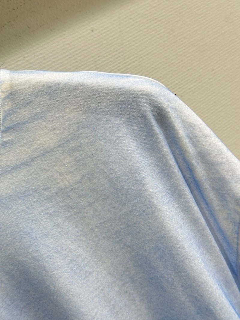 Modern Unclassified Brand T-Shirts 153418