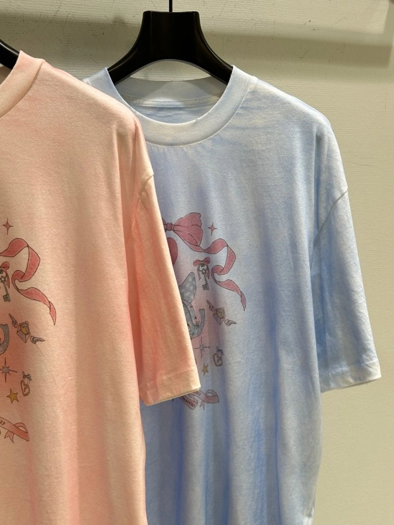 Classic Unclassified Brand T-Shirts 153389