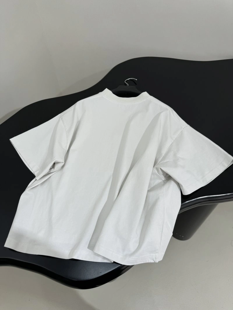 Compact Unclassified Brand T-Shirts 153378