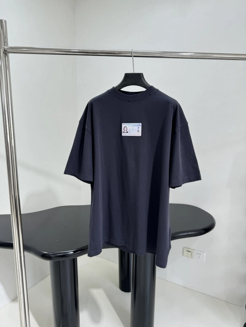 Durable Unclassified Brand T-Shirts 153376