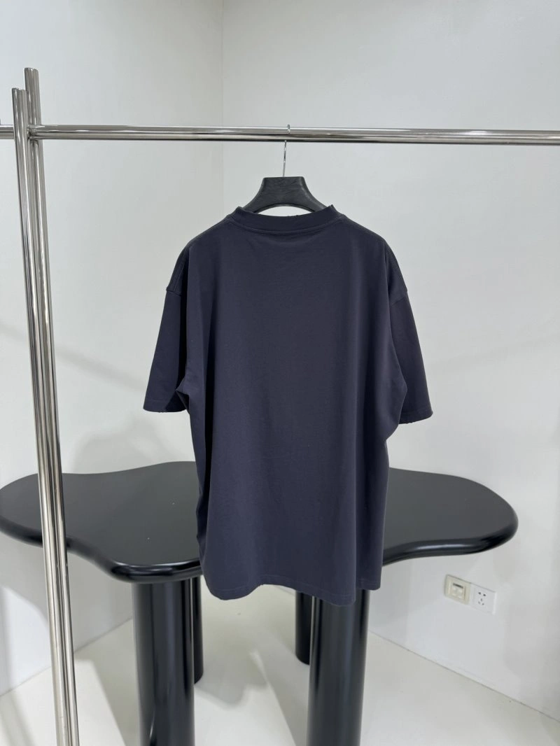 Durable Unclassified Brand T-Shirts 153376