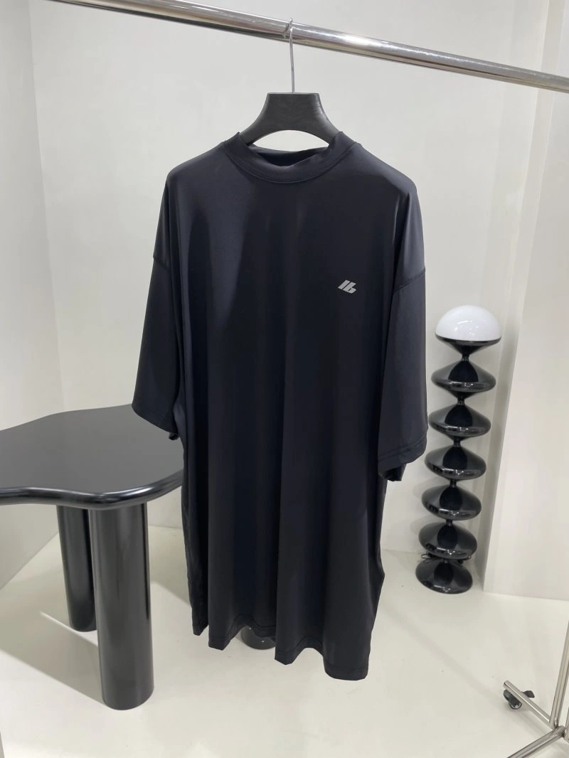 ZipUp Unclassified Brand T-Shirts 153365