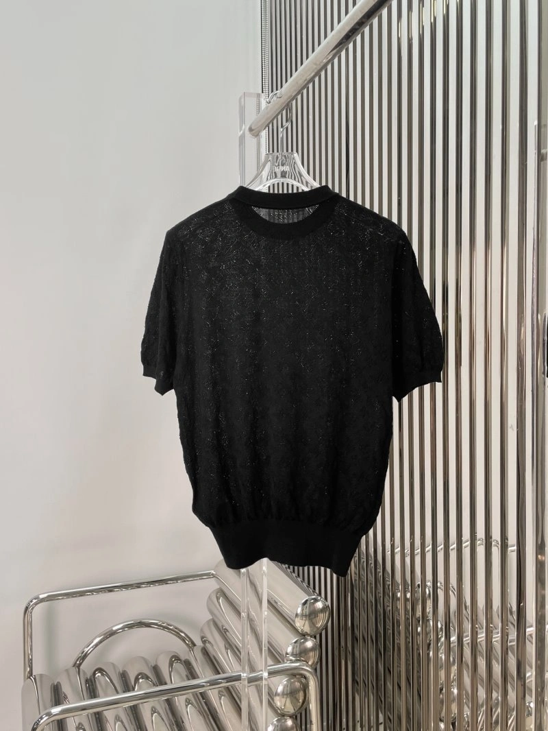 Classic Unclassified Brand T-Shirts 153369