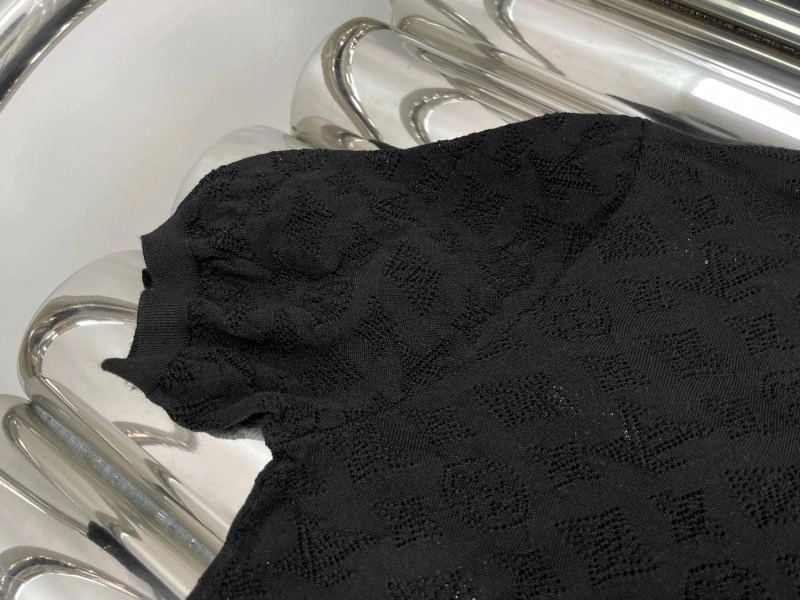 Classic Unclassified Brand T-Shirts 153369