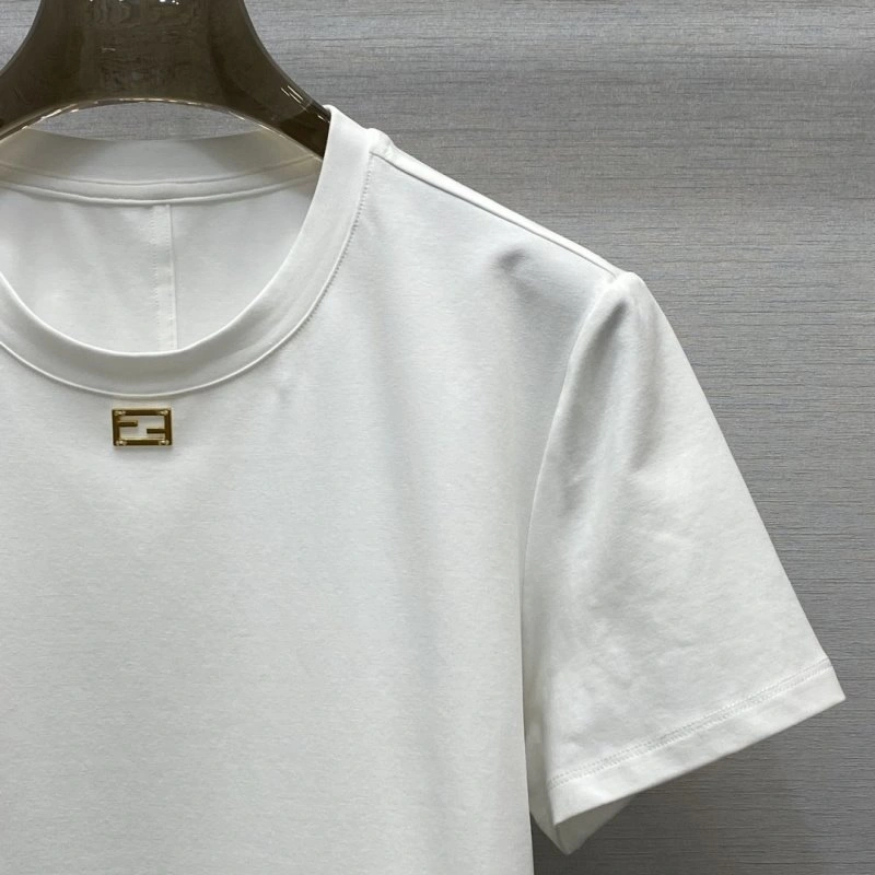 Modern Unclassified Brand T-Shirts 153358