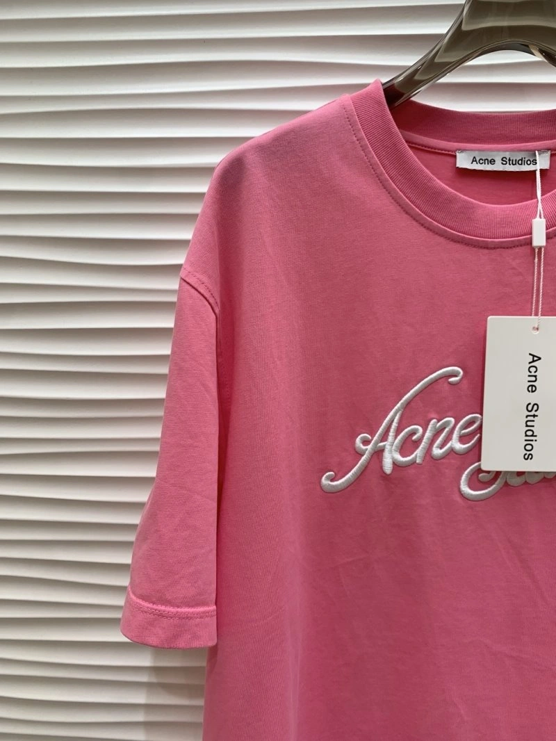 ModernLook Unclassified Brand T-Shirts 153374