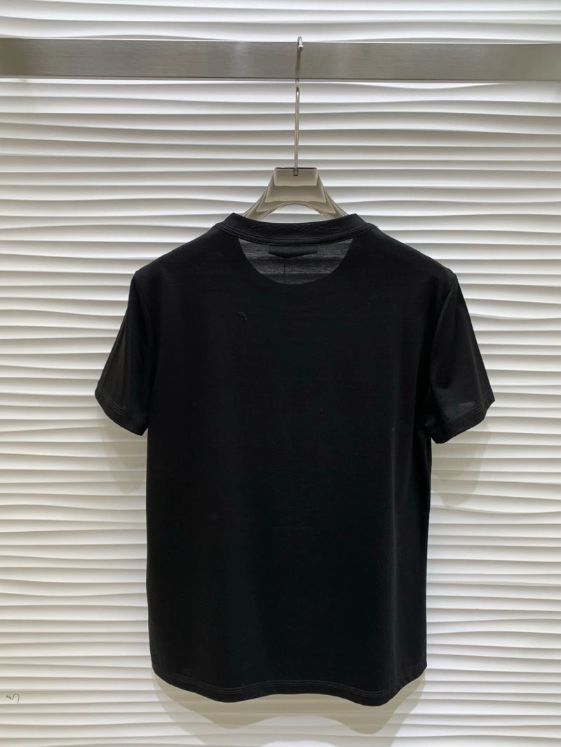 Sophisticated Unclassified Brand T-Shirts 153353