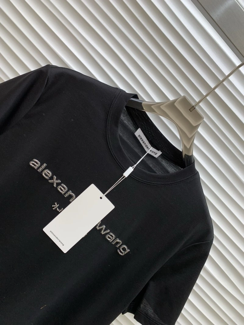 Sophisticated Unclassified Brand T-Shirts 153353