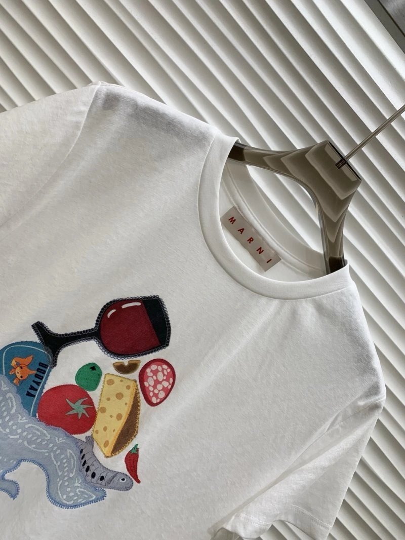NewStyle Unclassified Brand T-Shirts 153349