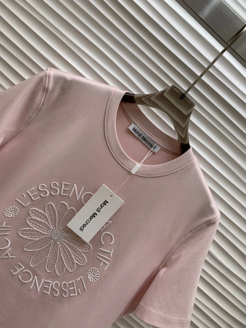 Sporty Unclassified Brand T-Shirts 153322