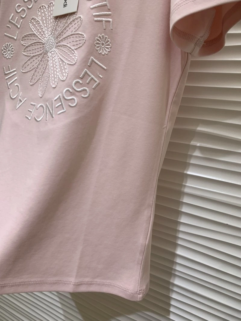 Sporty Unclassified Brand T-Shirts 153322