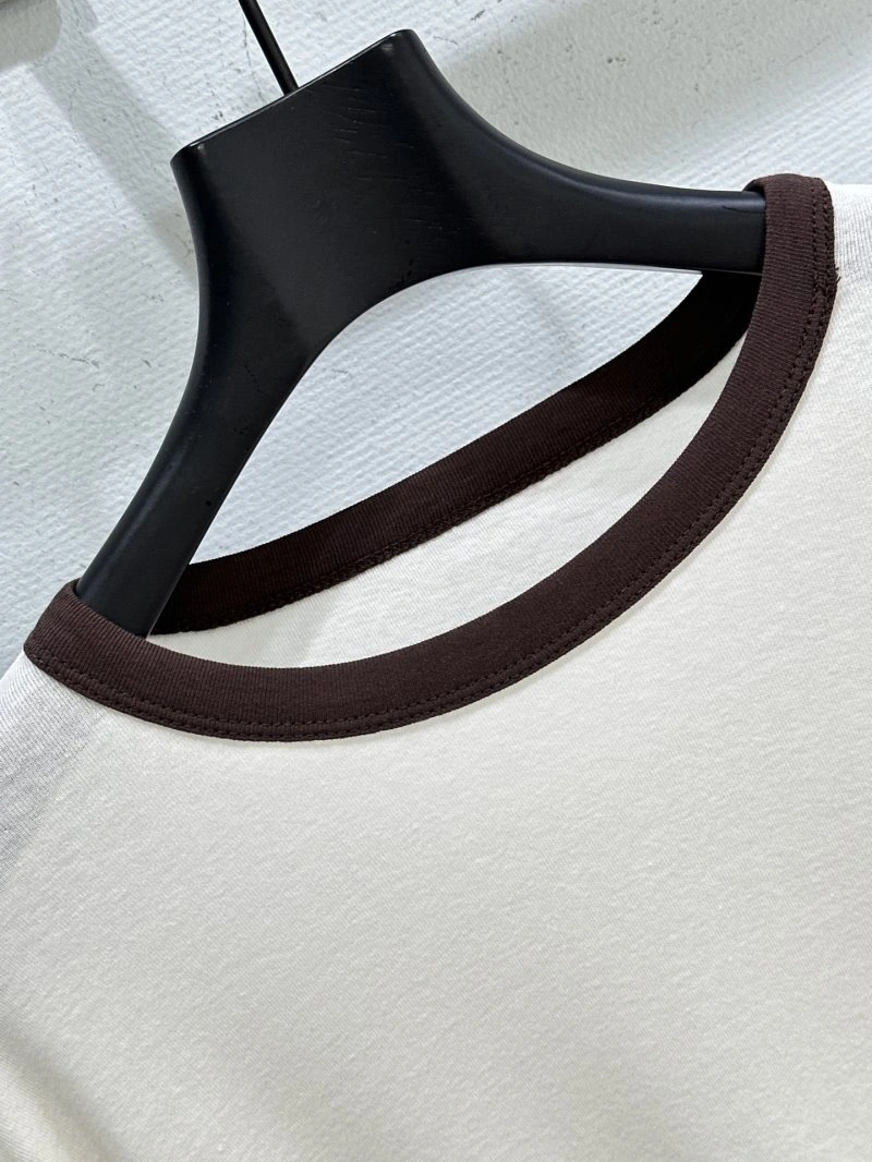 Flexible Unclassified Brand T-Shirts 153299