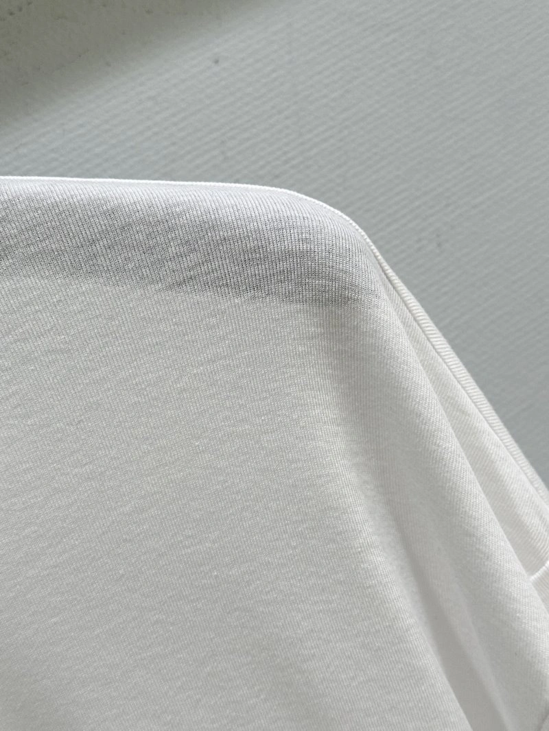 Compact Unclassified Brand T-Shirts 153298