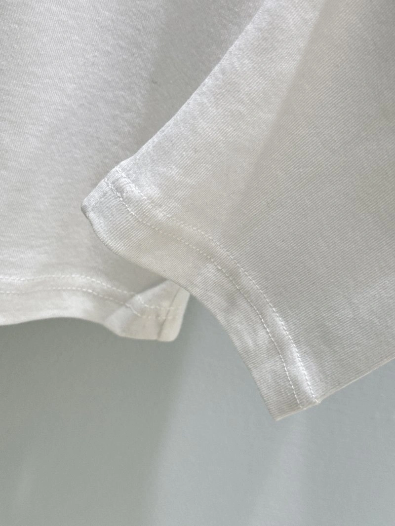 Compact Unclassified Brand T-Shirts 153298
