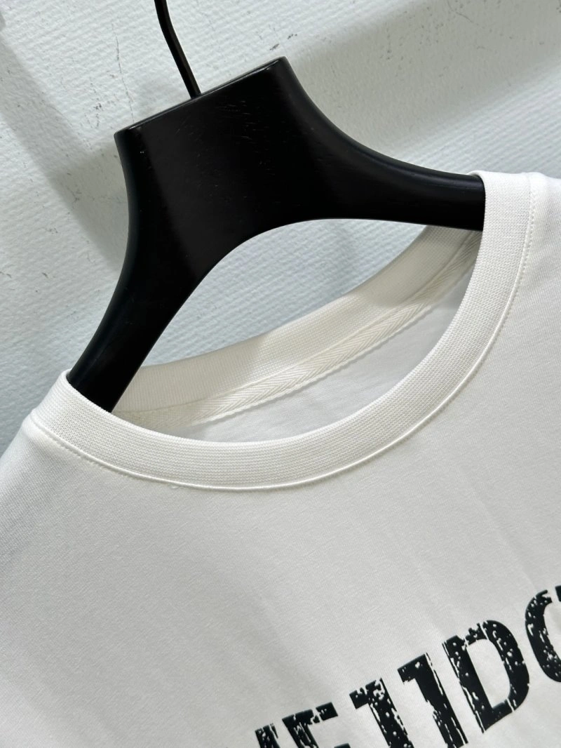 Packable Unclassified Brand T-Shirts 153288