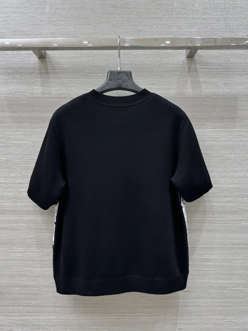 Upgraded Unclassified Brand T-Shirts 153277