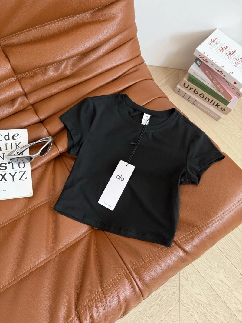 EyeCatching Unclassified Brand T-Shirts 153285
