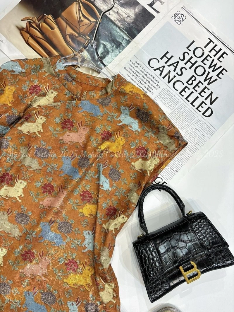 Vibrant Unclassified Brand T-Shirts 152519