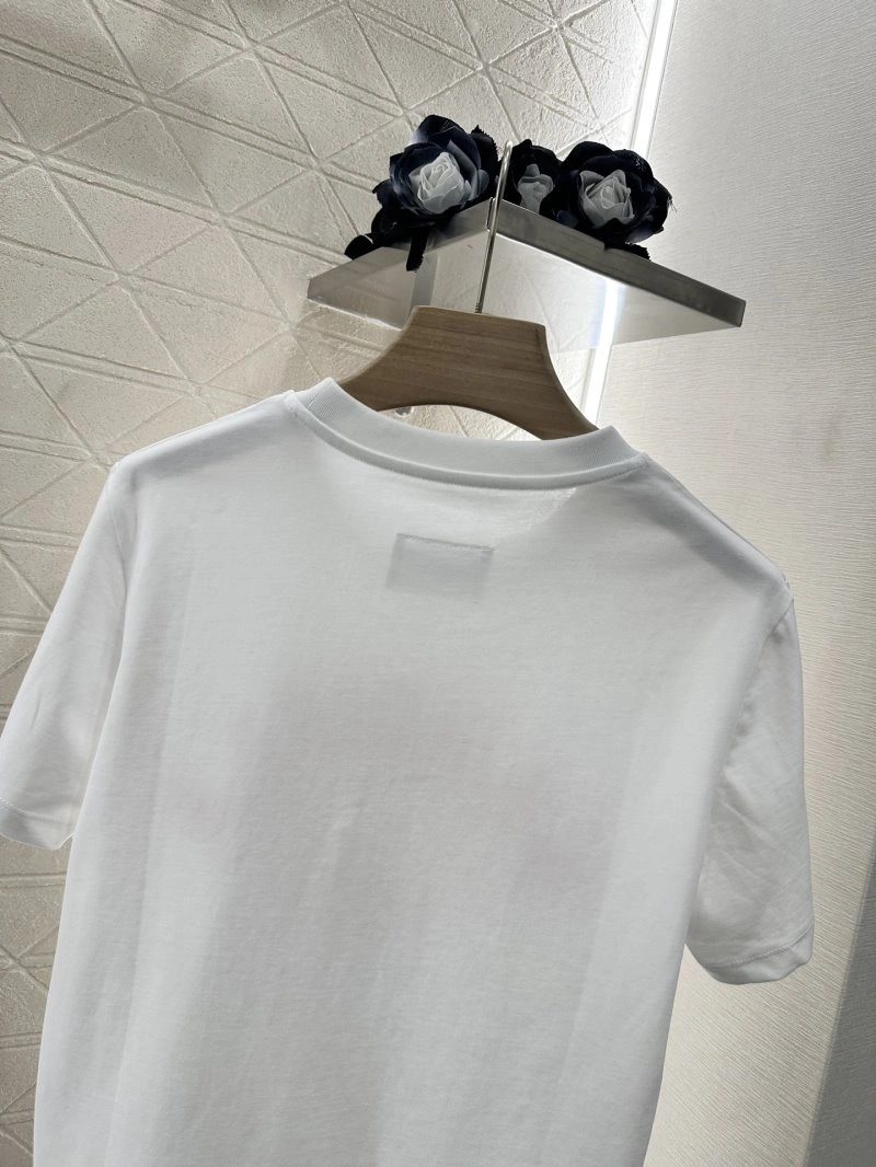 Vibrant Unclassified Brand T-Shirts 152473