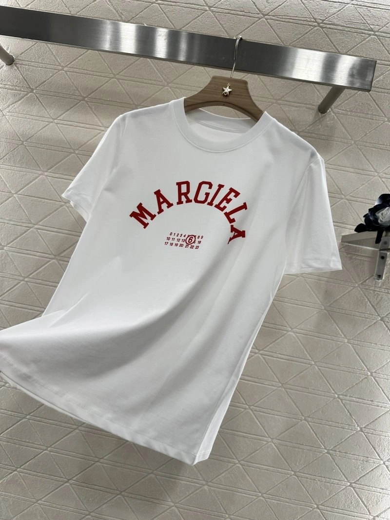 Vibrant Unclassified Brand T-Shirts 152473