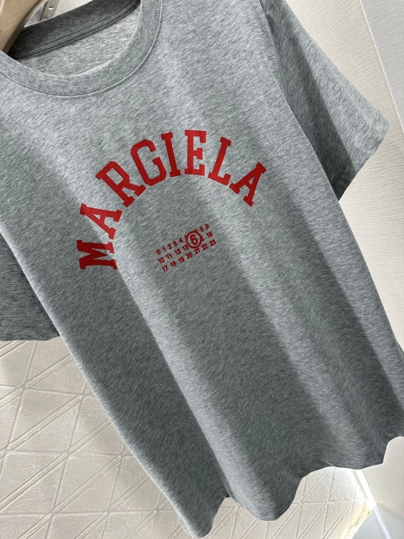 Unclassified Brand T-Shirts Attractive 152452