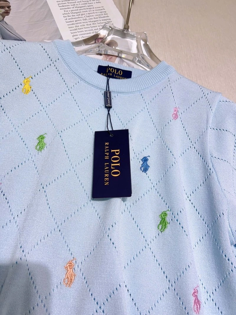Unclassified Brand T-Shirts FashionForward 152471