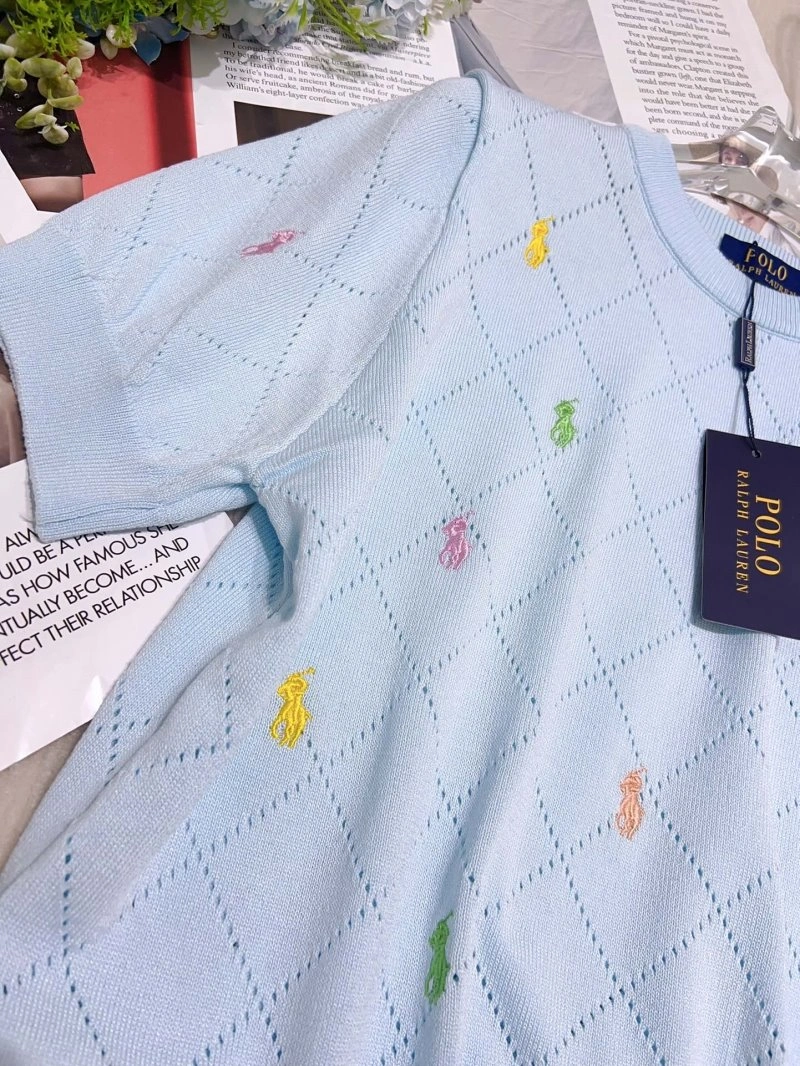 Unclassified Brand T-Shirts FashionForward 152471