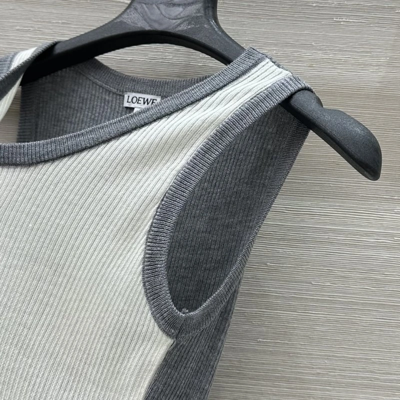 TimelessDesign Unclassified Brand Vest 150227