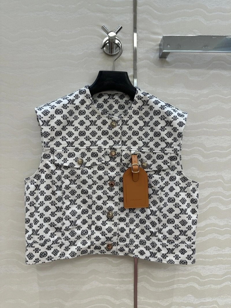 Modern Unclassified Brand Vest 155189