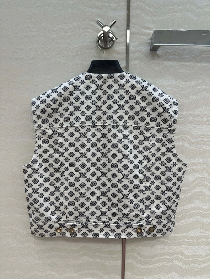 Modern Unclassified Brand Vest 155189