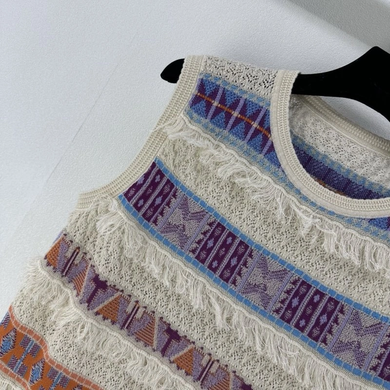 EyeCatching Unclassified Brand Vest 146950