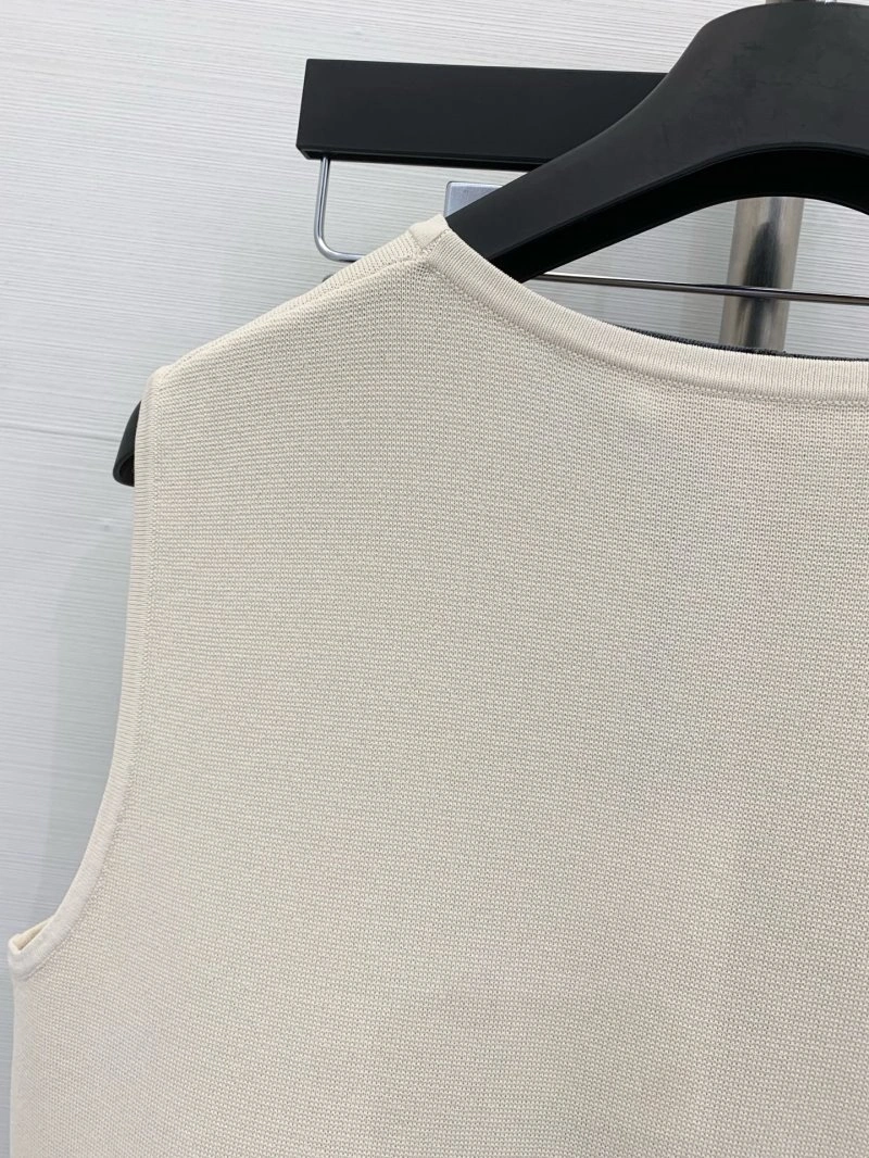Versatile Unclassified Brand Vest 146925
