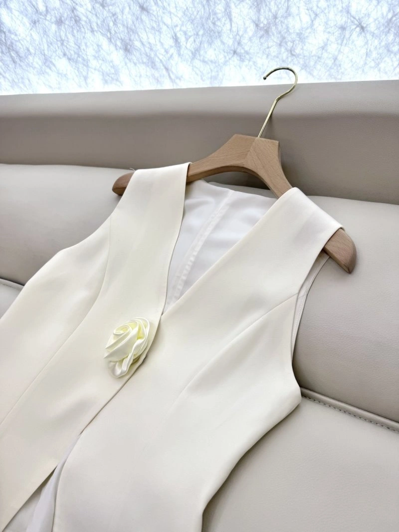 Flexible Unclassified Brand Vest 153245