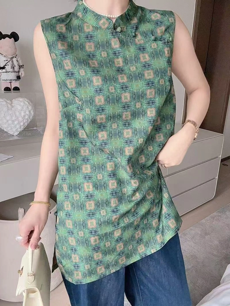 Compact Unclassified Brand Vest 152468