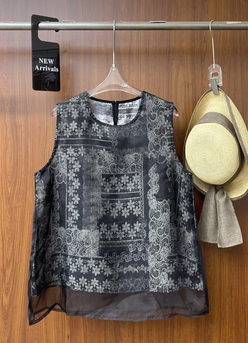SmoothTexture Unclassified Brand Vest 152445
